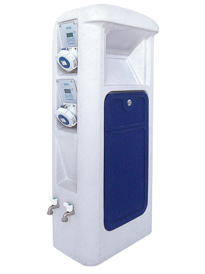 Utility pedestal: 2 power + 2 water outlets