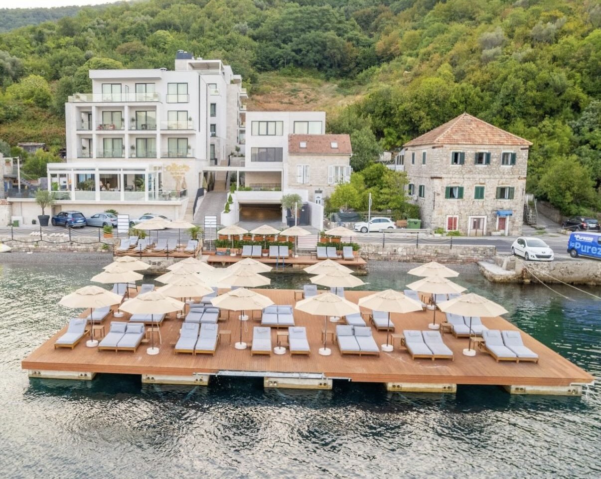 Floating platforms and structures